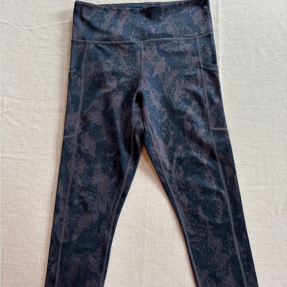 ZYIA Charcoal and Black Textured Leggings
